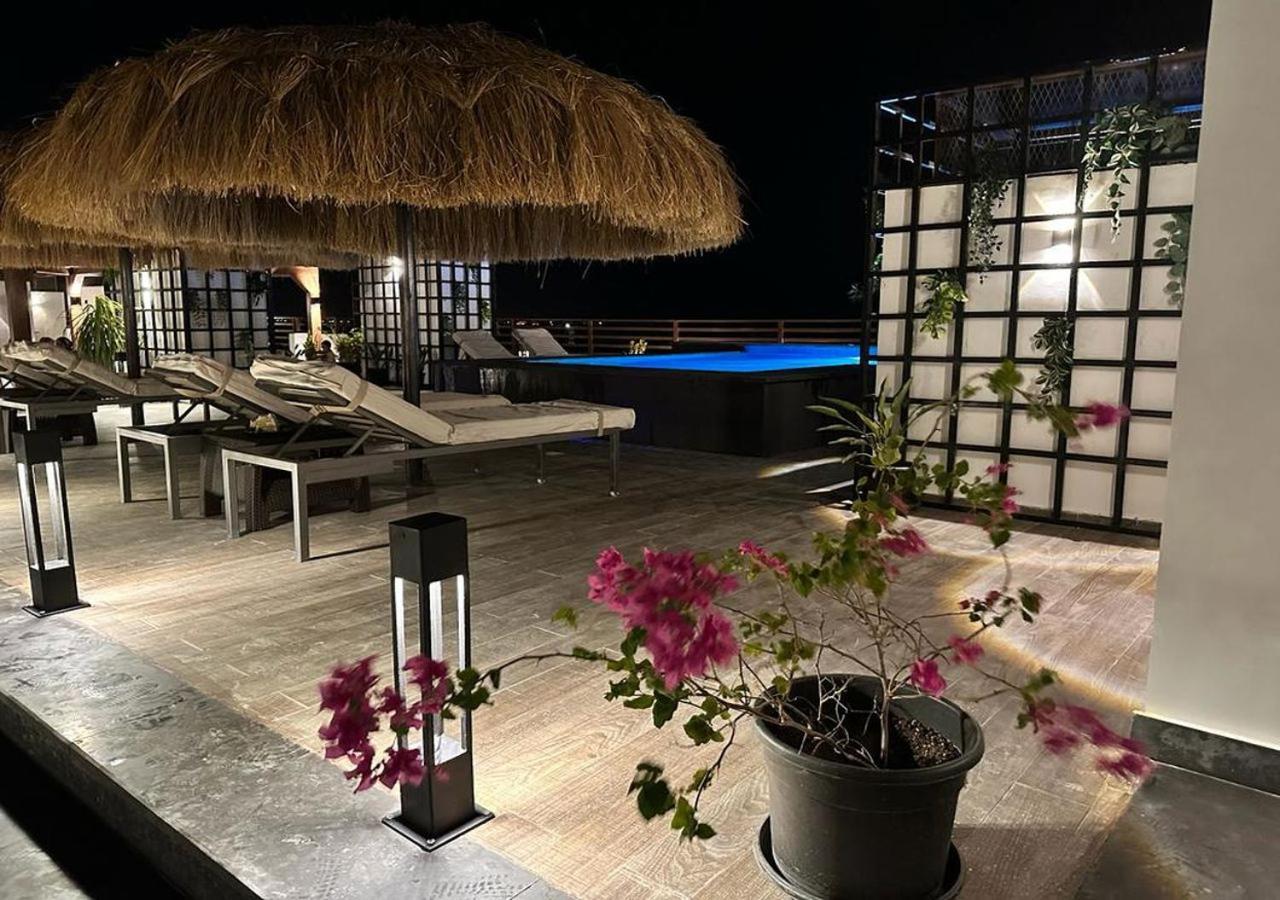Sanctuary Sunlit Hurghada Haven With 4 Pools, Rooftop Sunsets & Gourmet Bites Steps Away Exterior foto