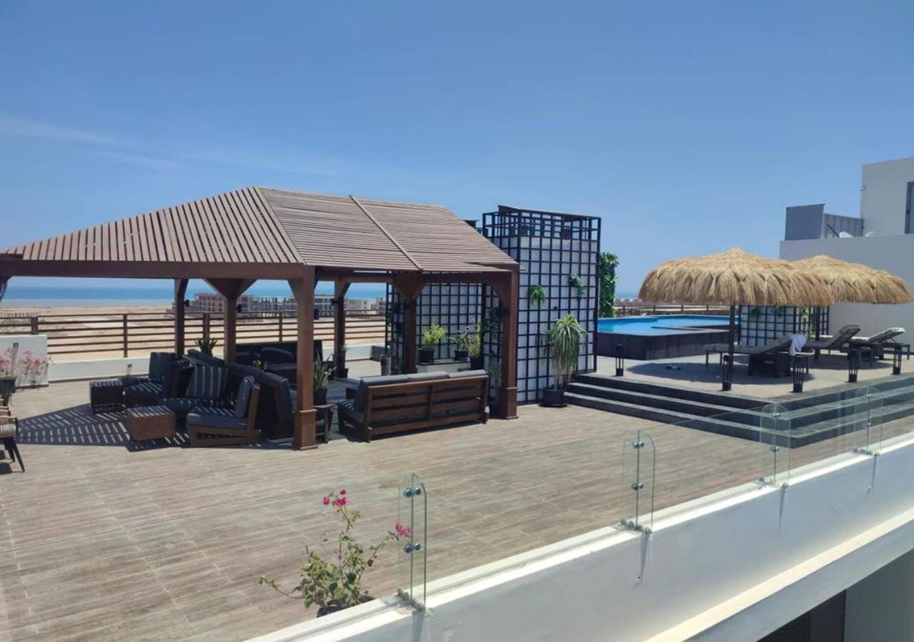 Sanctuary Sunlit Hurghada Haven With 4 Pools, Rooftop Sunsets & Gourmet Bites Steps Away Exterior foto